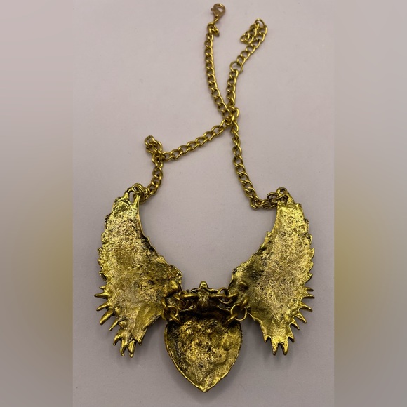 Lovely Angel Winged Heart Necklace Statement Collar Necklace with Crystals - Picture 5 of 8